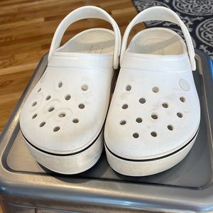 CROCS white with a 1” platform size 4 kids/6 women’s